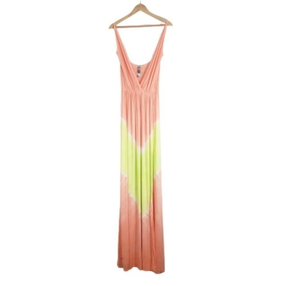 Go COUTURE V-NECK TIE-DYE MAXI DRESS NEW - Picture 3 of 14